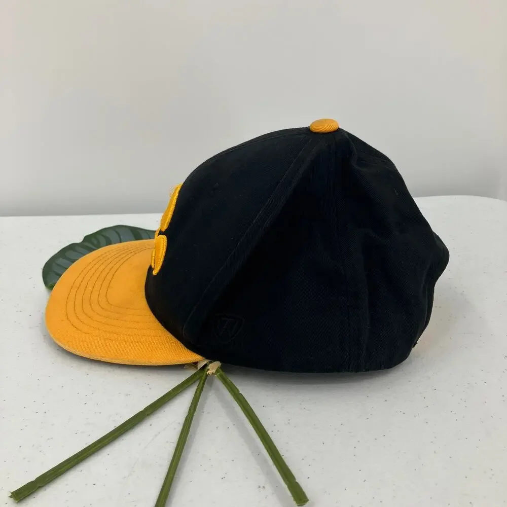 Top Of The World Black Iowa Hawkeye University Snap Back Flat Bill Youth Hat Cap